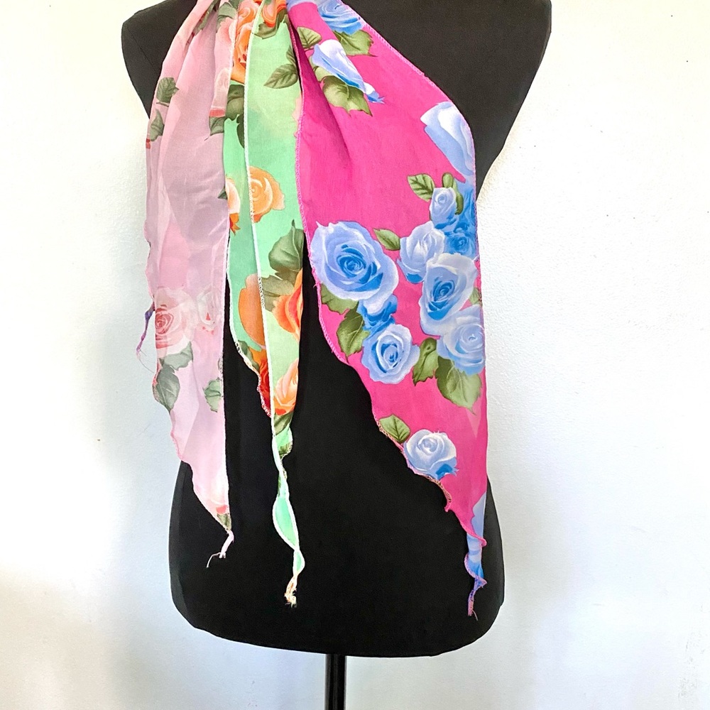NWOT Three Rose Designed Pink, Light Pink, Green